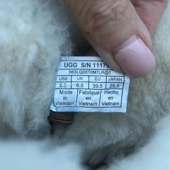 Ugg Seyline Shearling Tan Chestnut Suede Wedge Booties Size 8.5 - Picture 4 of 13